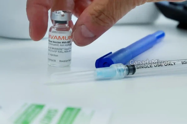 டொரண்டோவை அச்சுறுத்தும் குரங்கம்மை | 400 Confirmed Cases Of Monkeypox In Ontario