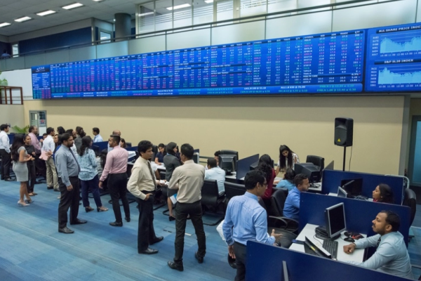 மீண்டும் ஒரு மைல்கல்லை எட்டிய கொழும்பு பங்குச் சந்தை | Colombo Stock Exchange Reaches Another Milestone