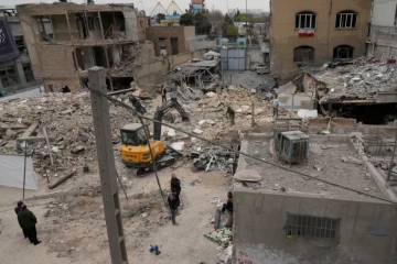 கனடா நடுநிலை வகிக்க வேண்டும் - பெரும்பாலான மக்கள் விருப்பம்!