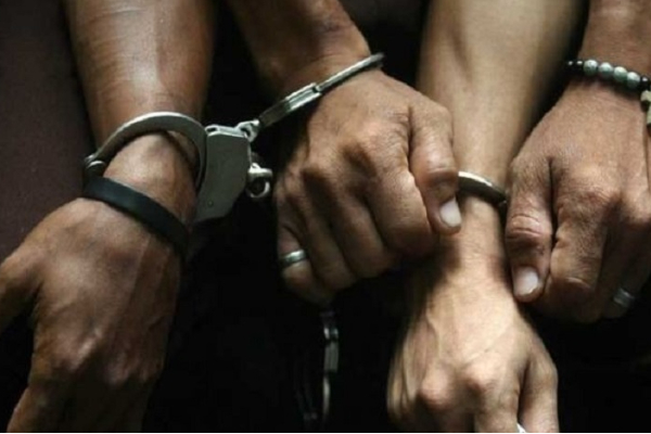 தமிழர் பகுதியொன்றில் இந்தியருடன் கைதான கும்பல் ; சிக்க வைத்த இரகசிய தகவல் | Gang Caught With Indian In Tamil Region