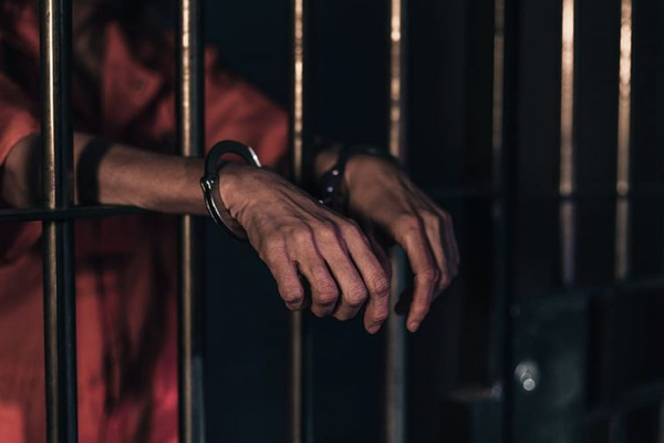 டொனால்ட் டிரம்ப் குற்றவாளி: அமெரிக்க நீதிமன்றம் வழங்கிய தீர்ப்பு | Trump Found Guilty In Hush Money Case New York