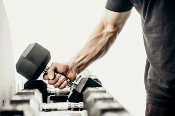 சித்தி, சகோதரனை கொலை செய்த இளைஞர்! வெளியான அதிர்ச்சி பின்னணி