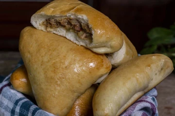 மாலு பணிஸ் உண்ட மாணவன் உயிரிழப்பு