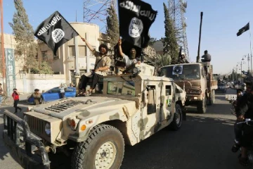 பல நூறு கோடிகள் மதிப்பிலான தங்கத்தை புதைத்து வைத்திருக்கும் ஐ.எஸ் தீவிரவாதிகள்: அம்பலப்படுத்திய பெண்