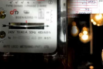 විදුලි බිල 100% කින් ඉහළට..