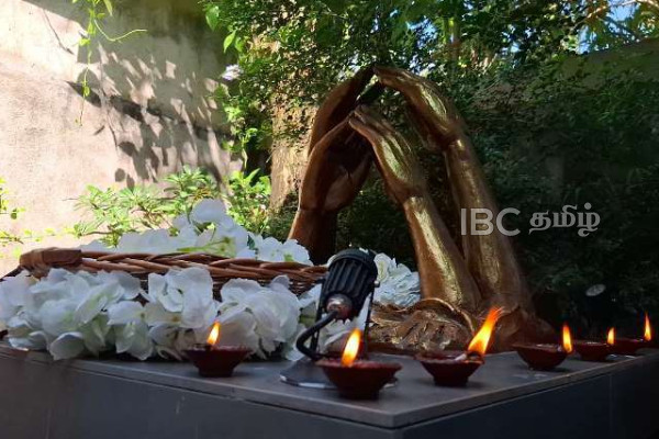 ஆழிப்பேரலையால் உயிர் நீத்த உறவுகளுக்கு சுனாமி பேபியின் இல்லத்தில் அஞ்சலி | Tsunami Baby Parents Tribute To Tsunami Casualties