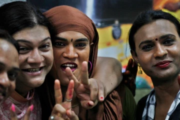 கல்லூரிகளில் திருநங்கையர்களுக்கு இலவச இடம் - சென்னைப் பல்கலைக்கழகம் முடிவு