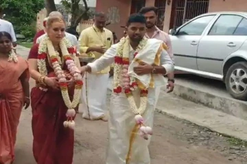 அம்மி மிதித்து அருந்ததி பார்த்த வெளிநாட்டு பெண்! தமிழருடன் நடந்த திருமணம்... புகைப்படங்கள்