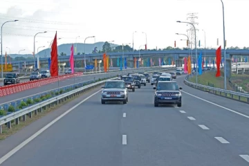 අධිවේගී මාර්ගයේ පැය 12ක් දුන්න විශේෂ අවස්ථාව..අද 12.00න් අවසන්වේ.