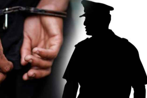 அரசாங்கத்திடம் வசமாக சிக்கிய 76 அரச அதிகாரிகள் | 76 Government Employees Arrested Bribery