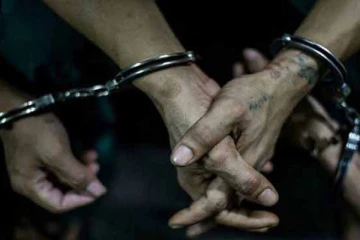 විදුලි කතා අතරමැද කොළඹ, හොරෙන් විදුලිය ගත් පිරිසකට වැඩ වරදි...