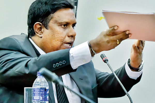 ரணிலின் தகுதியை பார்க்காத நீதி தேவதையின் கண்கள்! தீர்க்கமான வாதத்தை முன்வைத்த திலீப பீரிஸ் | Angel Of Justice Who Does Not See Ranil S Merit