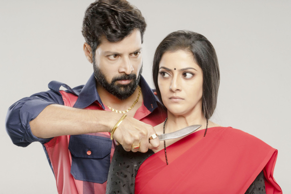 குக் வித் கோமாளி பிரபலம் மீது காதல் வயப்பட்ட வரலக்ஷ்மி.. அப்போ விஷாலின் நிலைமை! | Varalaxmi Fall In Love With Santhosh Prathap