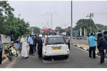 காணி சுவீகரிப்பு நடவடிக்கைகளுக்கு எதிராக ஆர்ப்பாட்டம் முன்னெடுப்பு(Photos)
