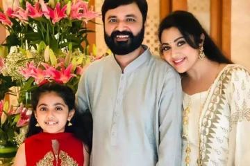 என் கணவர் ஆசையா என்னிடம் எதுவும் கேட்டதில்லை.. ஆனா!! நடிகை மீனா ஓப்பன் டாக்..