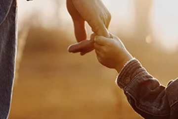 கனடாவில் சொந்த மகளை சந்திக்க தந்தைக்கு தடை விதித்த நீதிபதி... காரணம் என்ன தெரியுமா?