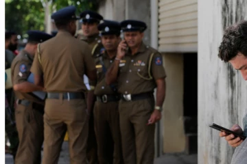பாழடைந்த வீட்டில் 14 வயது சிறுமியும் 20 வயது இளைஞனும் சடலமாக ; அதிர்ச்சியில் பொலிஸார்