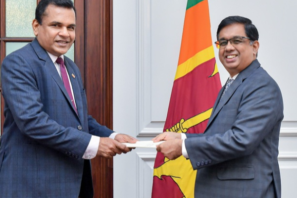 இரண்டு அமைச்சுகளுக்கு புதிய செயலாளர் நியமனம் | New Secretaries Appointed To Two Ministries