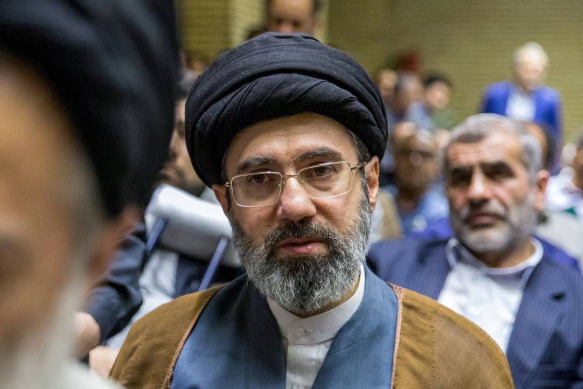 ஈரான் உச்ச தலைவருக்கு மொஸ்கோவில் சிகிச்சை! ரஷ்யா வழங்கிய பதில் | Mojtaba Khamenei At Moscow Russia S Response