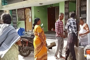 வீட்டு கதவை தட்டி பாலியல் உறவுக்கு அழைத்த நபர் - அலறிய பெண்!