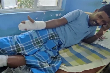 கரடித் தாக்குதலுக்கு இலக்காகி படுகாயம்!