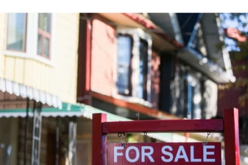 கனடாவில் வீடு வாங்க காத்திருப்போருக்கு அதிர்ச்சி செய்தி