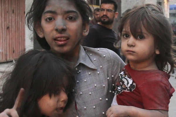 காசா போரில் குடும்பத்தை இழந்து சிறுவர்கள் தவிப்பு! | Children Suffer After Losing Family In Gaza War