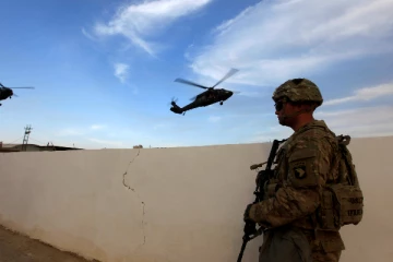 ஈராக்கில் உள்ள அமெரிக்க இராணுவதளங்கள் மீது தாக்குதல்!