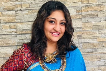 நடிகை நீலிமா இசையின் முழு குடும்பத்தை பார்த்துள்ளீர்களா.. அழகிய குடும்ப புகைப்படம்