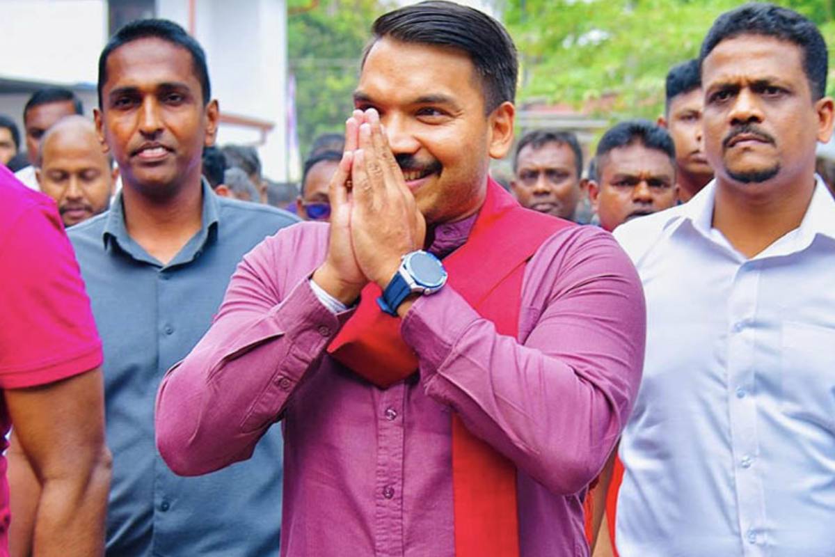 அநுர அரசு தேர்தல் வாக்குறுதிகளை நிறைவேற்றத் தவறிவிட்டதாம்! நாமல் ராஜபக்ச சாடல் | Namal Rajapaksa Dissatisfied With Anura Government