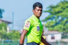 FIFA நடுவராக இலங்கையை சேர்ந்த முஸ்லிம் இளைஞர் தெரிவு!