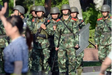 போர் பரபரப்பிற்கு மத்தியில் ரஷ்யாவிற்கு படைகளை அனுப்பும் சீனா