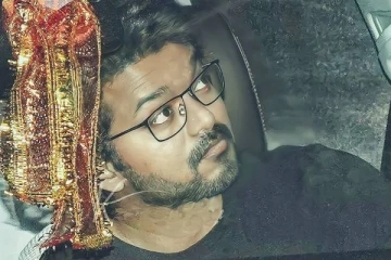 விஜய்யை பார்த்து மிரண்டு போன ஹைதராபாத்! இவர பாத்து கத்துக்கணும்