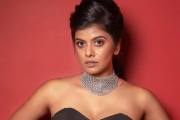 கொடூரமான பாலியல் தொல்லை கொடுத்த பிரபல இசையமைப்பாளர்... பாடகி பரபரப்பு தகவல்