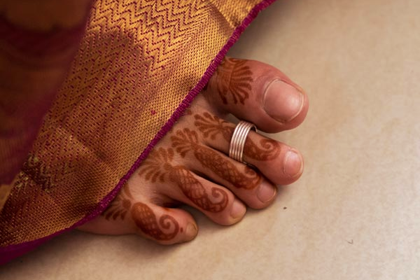 காலில் கட்டை விரலை விட இரண்டாவது விரல் நீளமா இருக்கா? அப்போ இது உண்மை தான் | 2Nd Finger Longer Than 1St Finger Astrology Says காலில் கட்டை விரலை விட இரண்டாவது விரல் நீளமா இருக்கா? அப்போ இது உண்மை தான் | 2Nd Finger Longer Than 1St Finger Astrology Says