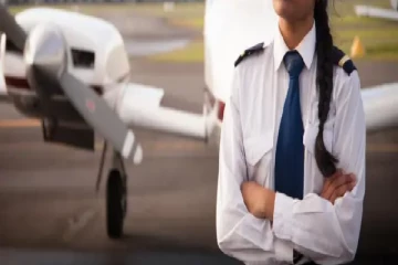 மூத்த விமானியின் முகம்சுழிக்க வைத்த செயற்பாடு ; பெண் விமானிக்கு அரங்கேறிய சம்பவத்தால் பரபரப்பு