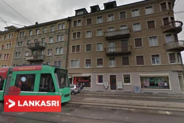 சுவிஸில் ஒரு குடியிருப்பு வாசலில் குற்றுயிராக கிடந்த இளைஞர்: பொதுமக்கள் உதவி கோரும் பொலிஸ்