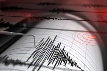 வெளிநாடொன்றில் 9 நிமிடங்களில் 5 நிலநடுக்கங்கள்! அதிர்ச்சியில் மக்கள்