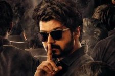 ரசிகர்களை கண்டு பயந்து தலைதெறிக்க ஓடிய நடிகர் விஜய்.. பரபரப்பான வீடியோ இதோ..