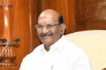 புதுச்சேரி சபாநாயகர் தனது பதவியை ராஜினாமா செய்தார்