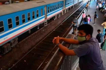 දුම්රිය ධාවනයත් නවතී..? වෘත්තීය සමිති සන්ධානය කියන කතාව