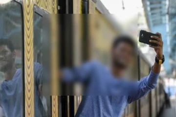 ஓடிக்கொண்டிருந்த ரயிலில் செல்ஃபி எடுக்க முயன்ற இளைஞர் - கடைசியில் நடந்த விபரீதம்
