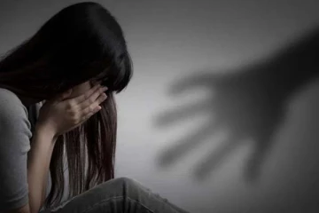 இன்ஸ்டாகிராமில் ஏற்பட்ட காதல்: தனிமையில் இருந்த ஜோடிகள்! பின்பு ஏற்பட்ட அதிர்ச்சி