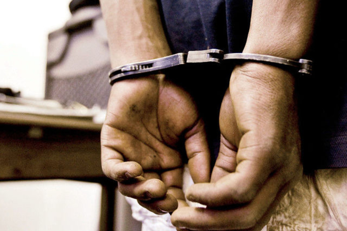 12 கிலோ கேரள கஞ்சாவுடன் அனுராதபுரத்தில் ஒருவர் கைது | One Arrested Anuradhapura 12 Kg Of Kerala Cannabis 12 கிலோ கேரள கஞ்சாவுடன் அனுராதபுரத்தில் ஒருவர் கைது | One Arrested Anuradhapura 12 Kg Of Kerala Cannabis