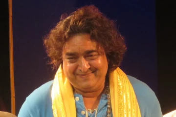 பிரபல வில்லன் நடிகர் தூக்கிட்டு தற்கொலை! அதிர்ச்சியில் சினிமா துறையினர்