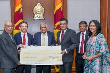 ලොවටම ආදර්ශයක් වෙමින් ලංකාවෙන් සුවිසල් පරිත්‍යාගයක්..! (PHOTOS)