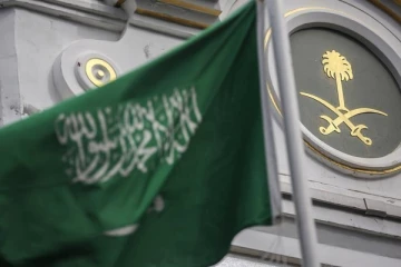 இந்தியா மற்றும் 3 நாடுகளுக்கான பயணக் கட்டுப்பாடுகளை நீக்கியது சவுதி அரேபியா