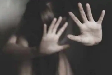 ஆண் நண்பருடன் சென்ற பெண்ணை கடத்தி கூட்டு பாலியல் வன்கொடுமை - அதிர்ச்சி சம்பவம்