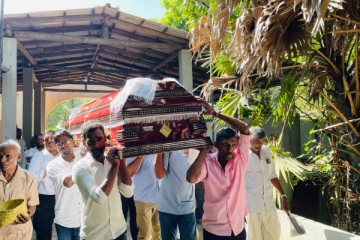 யாழில் மூத்த ஊடகவியலாளர் பாரதியின் இறுதி கிரியைகள்