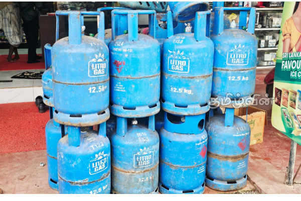 முல்லைத்தீவு மாவட்டத்தில் எரிவாயுவுக்கு தட்டுப்பாடு! | Gas Shortage In Mullaitivu District